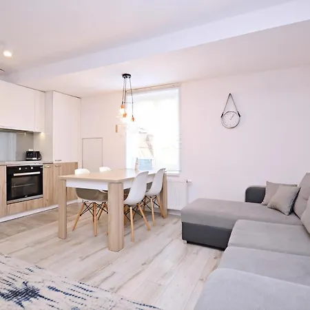 Victus Apartamenty, Molo 57