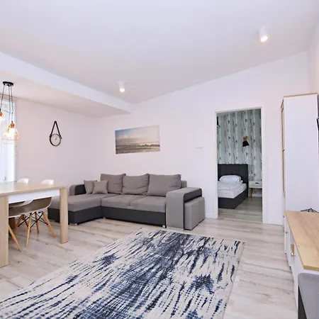 Victus Apartamenty, Molo 57