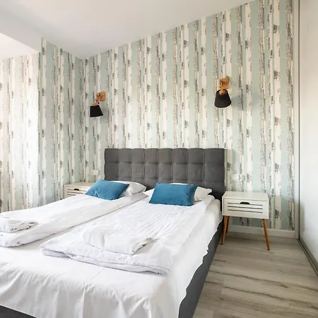 Atmospheric Victus Close To The By Renters Appartamento Sopot